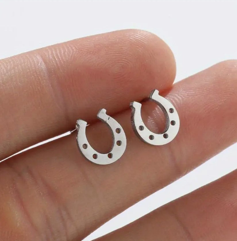 Stainless steel stud earrings - Lucky Horseshoe